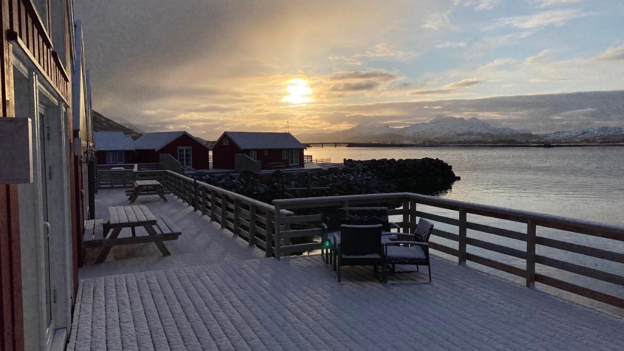 Rorbu I Lofoten ليكنيز المظهر الخارجي الصورة